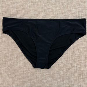 Old Navy black bikini bottom / bathing suit bottom, size  XL